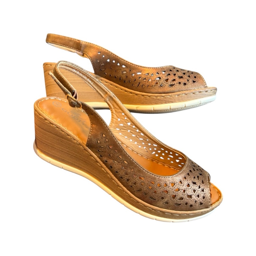 Elegant Brown Wedge Sandals